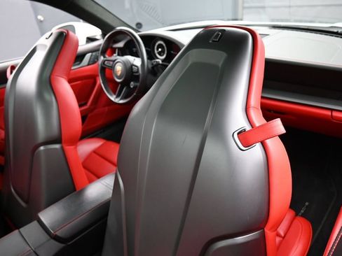 Certified 2024 Porsche 911 Carrera 4S AWD/4WD image 25