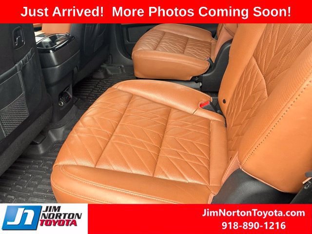 Used 2025 Kia Telluride SX Prestige X-Pro AWD/4WD image 12