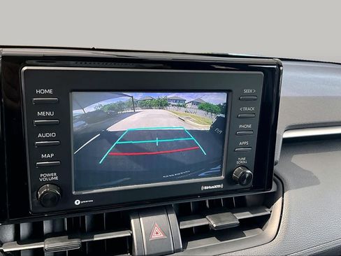 Used 2020 Toyota RAV4 XLE AWD/4WD image 26