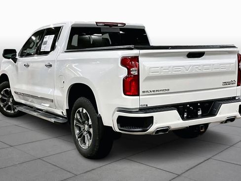 Used 2025 Chevrolet Silverado 1500 High Country w/ Z71 Off-Road Package image 12