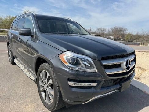 Used 2016 Mercedes-Benz GL 450 4MATIC image 9