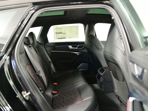 New 2026 Audi RS 6 performance image 21