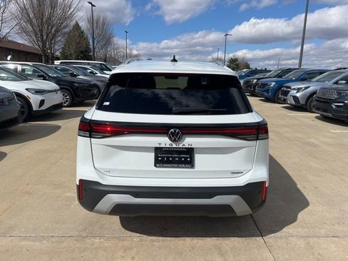 New 2026 Volkswagen Tiguan SE image 5