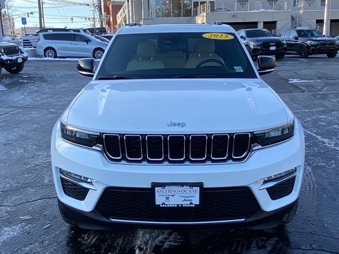 Certified 2023 Jeep Grand Cherokee Limited image 2