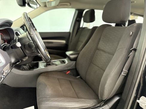 Used 2019 Dodge Durango SXT w/ 3rd Row Seating Group image 19