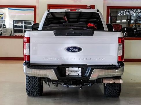 Used 2018 Ford F250 XL w/ Power Equipment Group image 11