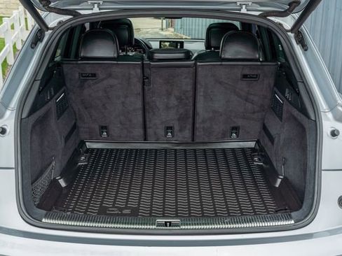 Used 2018 Audi SQ5 Prestige w/ Prestige Package image 14