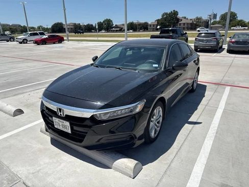 Used 2020 Honda Accord LX image 2