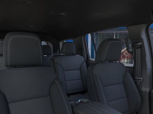 New 2026 Chevrolet Traverse LT w/ LPO, Floor Liner Package AWD/4WD image 24