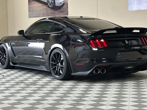 Used 2019 Ford Mustang Shelby GT350 w/ Technology Package image 6