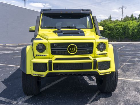Used 2017 Mercedes-Benz G 550 Squared image 12
