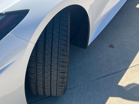 Used 2023 Chevrolet Corvette Stingray Premium Conv image 9