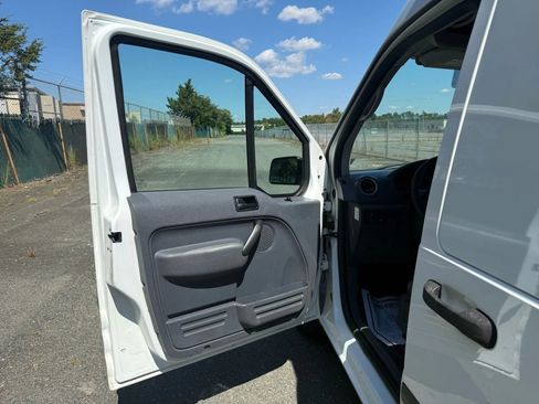 Used 2012 Ford Transit Connect XLT FWD image 16