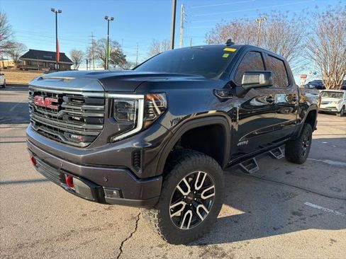 Used 2024 GMC Sierra 1500 AT4 w/ AT4 Premium Package image 8