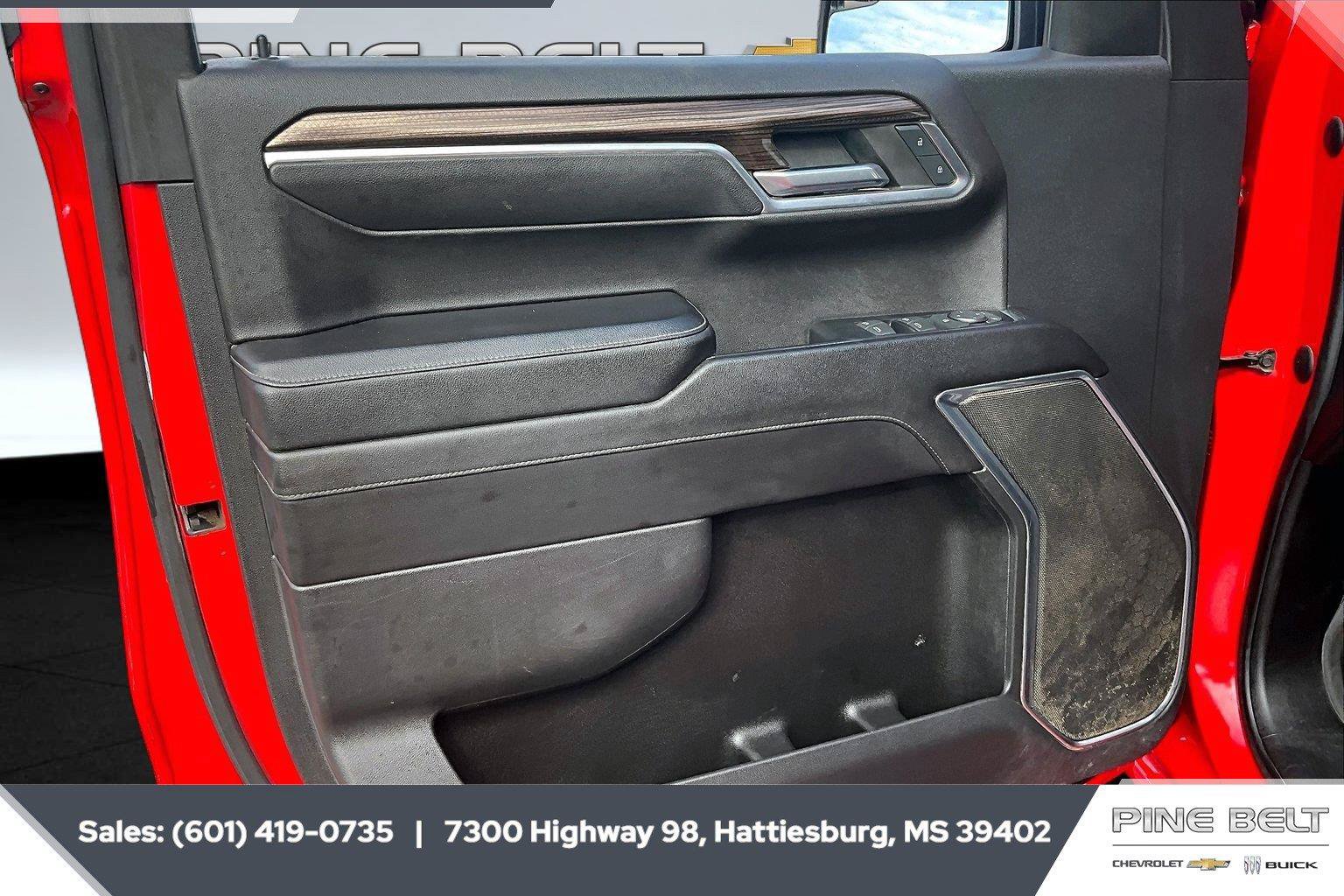 Used 2023 Chevrolet Silverado 1500 RST AWD/4WD image 18