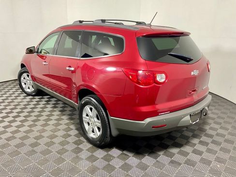 Used 2012 Chevrolet Traverse LT FWD image 8