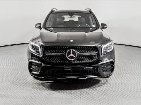 Used 2023 Mercedes-Benz GLB 250 4MATIC image 12