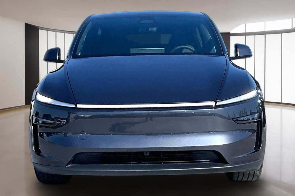 Used 2026 Tesla Model Y 2WD image 2