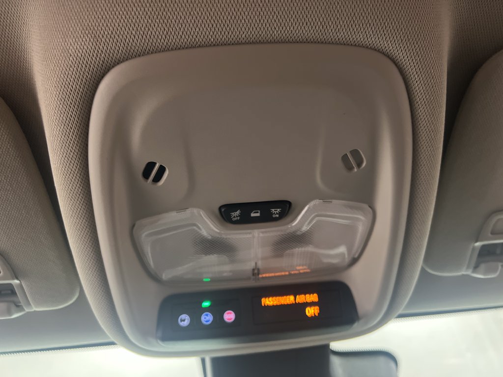 Used 2024 Buick Encore GX Sport Touring FWD image 21