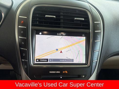 Used 2019 Lincoln Nautilus Reserve AWD/4WD image 19