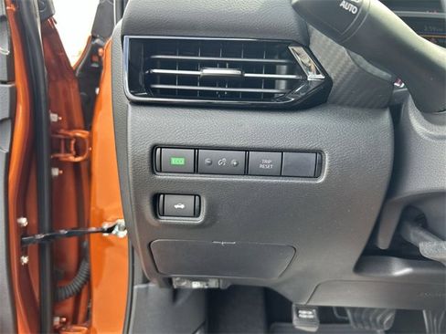 Certified 2024 Nissan Sentra SR w/ SR Premium Package image 17