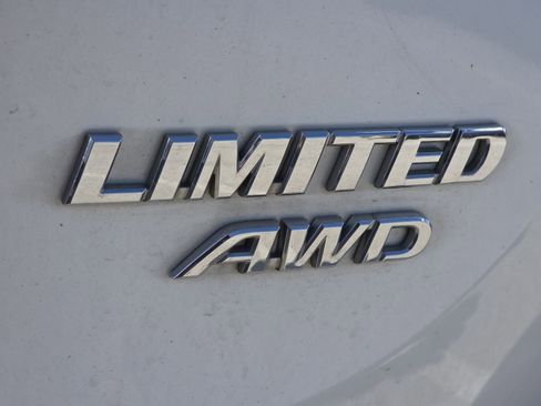 Used 2014 Toyota RAV4 Limited w/ Technology Package AWD/4WD image 6