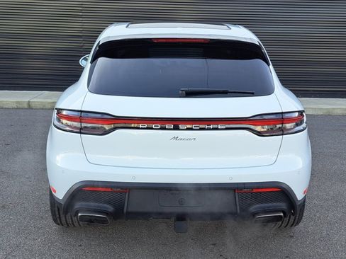 Used 2026 Porsche Macan AWD/4WD image 6