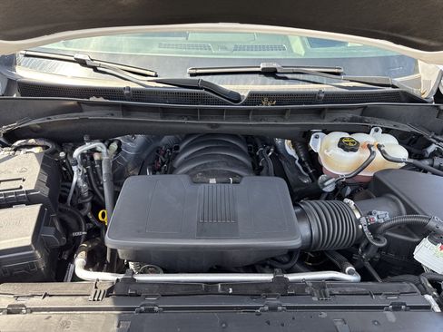 Used 2025 GMC Yukon XL Denali AWD/4WD image 11