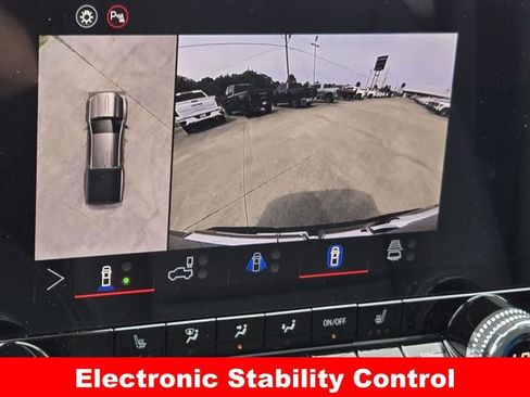 New 2026 GMC Canyon Elevation w/ Convenience Package image 16