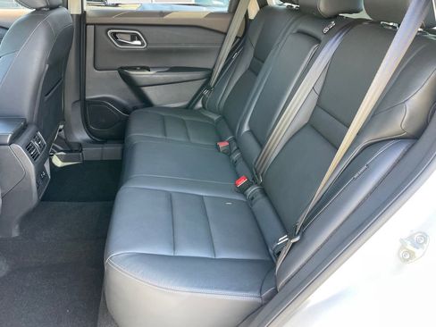 Certified 2023 Nissan Rogue SL w/ SL Premium Package image 7