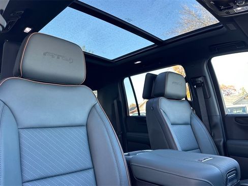 New 2026 GMC Yukon XL AT4 w/ AT4 Premium Plus Package image 17