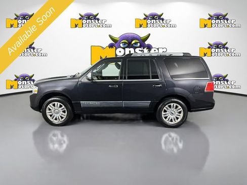 Used 2014 Lincoln Navigator 4WD image 8