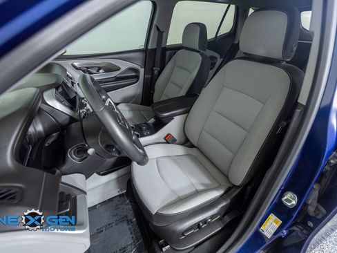 Used 2022 GMC Terrain SLE w/ Driver Convenience Package FWD image 24