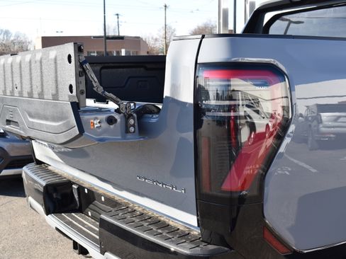 New 2025 GMC Sierra EV Denali image 33