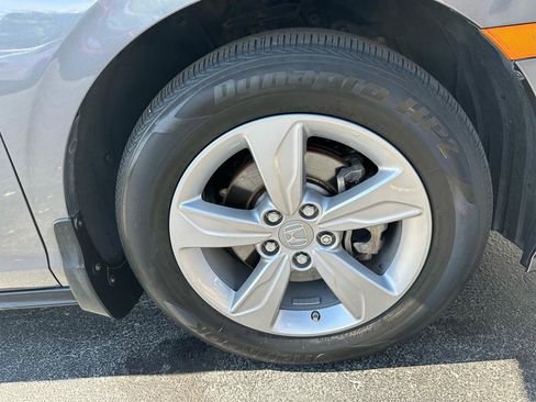 Used 2019 Honda Odyssey EX image 28