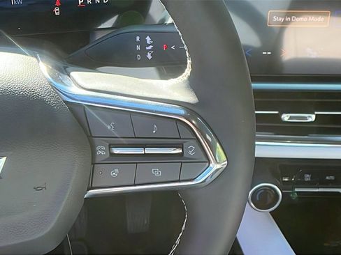 New 2026 Chevrolet Equinox EV LT image 22