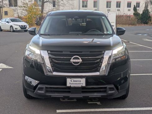 Used 2024 Nissan Pathfinder S w/ Cargo Package image 2
