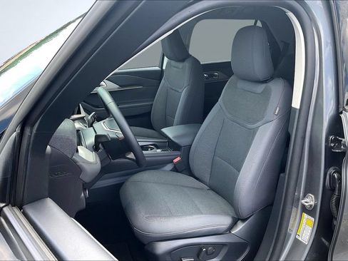 Used 2026 Ford Explorer Active RWD image 22