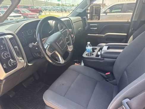 Used 2016 GMC Sierra 2500 SLE w/ HD SLE Value Package AWD/4WD image 7
