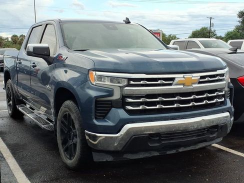 Used 2024 Chevrolet Silverado 1500 LT AWD/4WD image 1