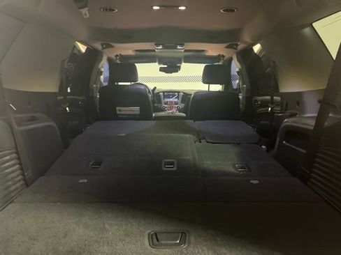 Used 2016 GMC Yukon SLT w/ Open Road Package AWD/4WD image 44