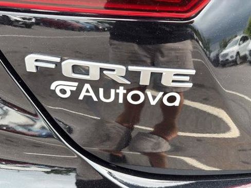 Used 2022 Kia Forte GT-Line w/ GT-Line Premium Package FWD image 31