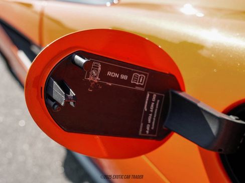 Used 2019 McLaren 570S Spider image 60