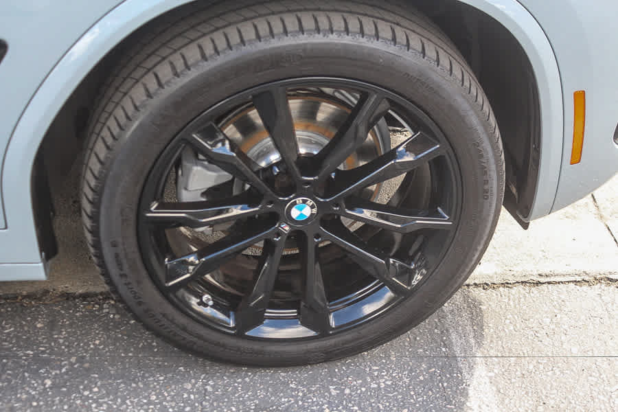 Used 2024 BMW X3 sDrive30i w/ M Sport Package RWD image 15