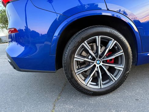 Used 2026 BMW X5 M60i image 17