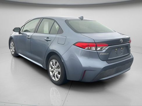 Used 2020 Toyota Corolla LE image 6