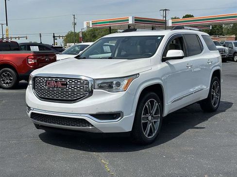 Used 2018 GMC Acadia Denali AWD/4WD image 6