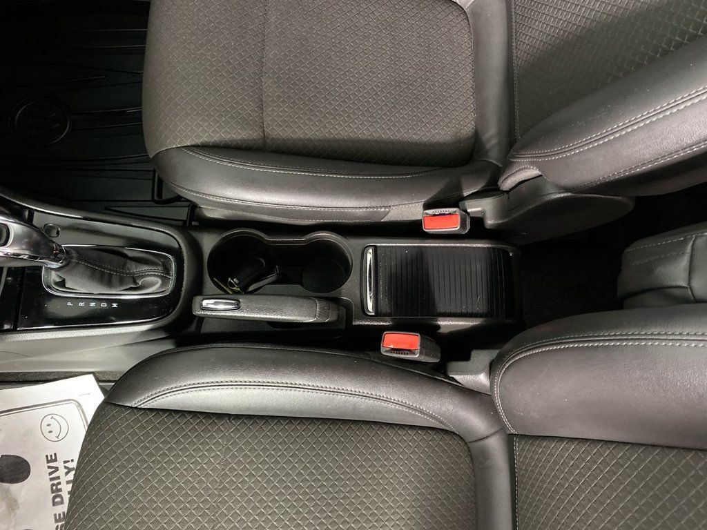 Certified 2019 Buick Encore Preferred FWD image 20