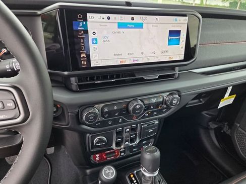 New 2026 Jeep Gladiator Rubicon image 24