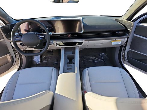 New 2025 Hyundai Ioniq 6 SEL image 9